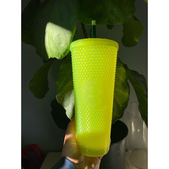 ❌SOLD❌                         Starbucks Halloween Glow in the Dark Studded Cup - Picture 4 of 7
